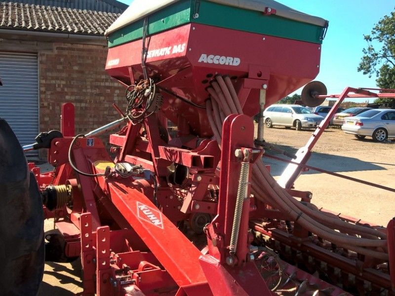 Kuhn - HR 4002 Accord Combi - Image 4