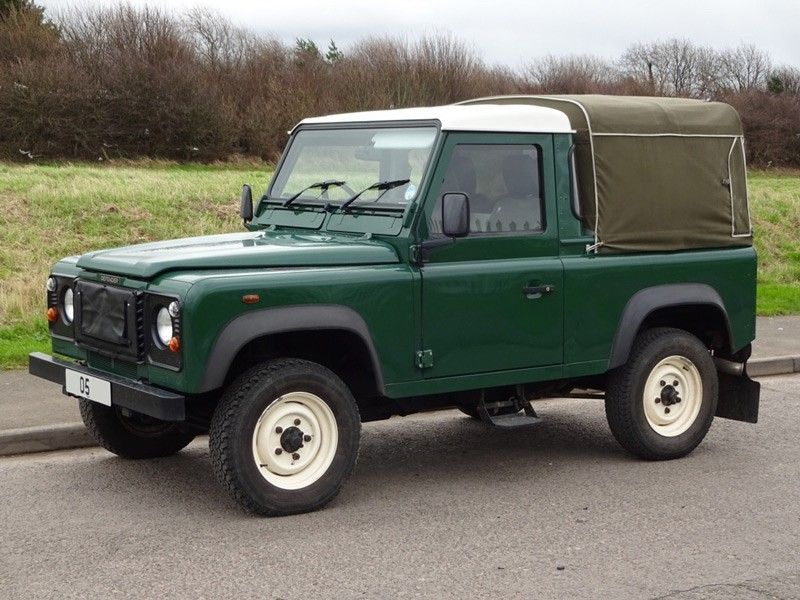 Land Rover Defender 90 - TD5 Truck Cab - Image 1