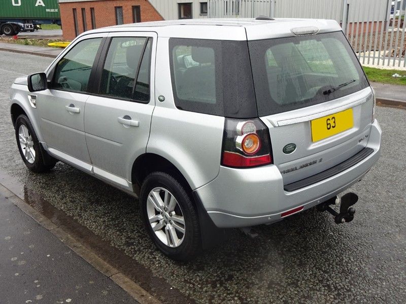 Land Rover FREELANDER XS - 2.2 Diesel  Manual - Image 2