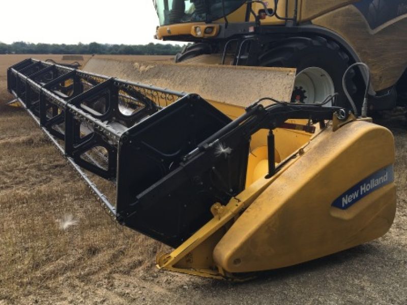 New Holland - CR9080 Elevation - Image 5