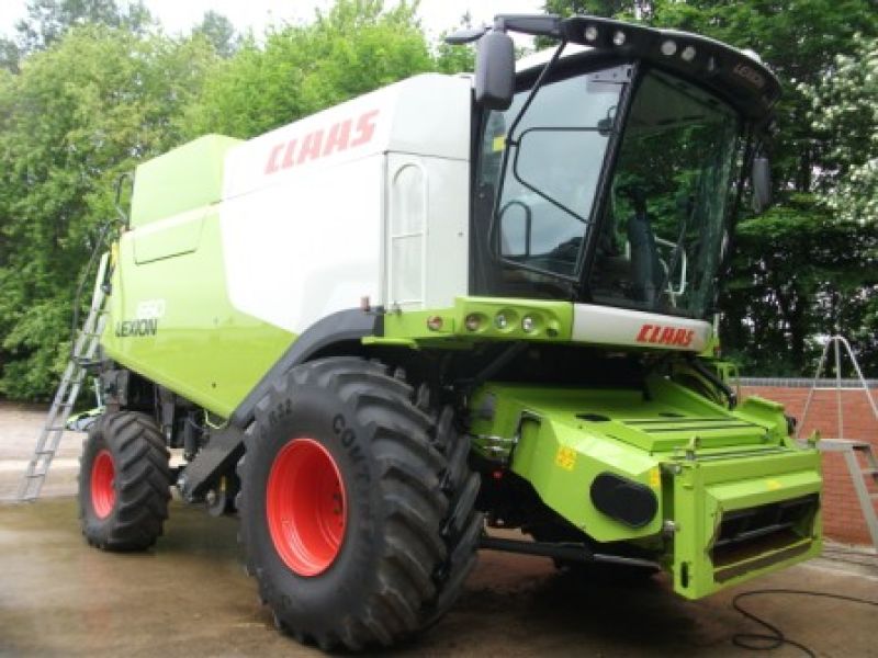 Claas - Lexion 650 - Image 1