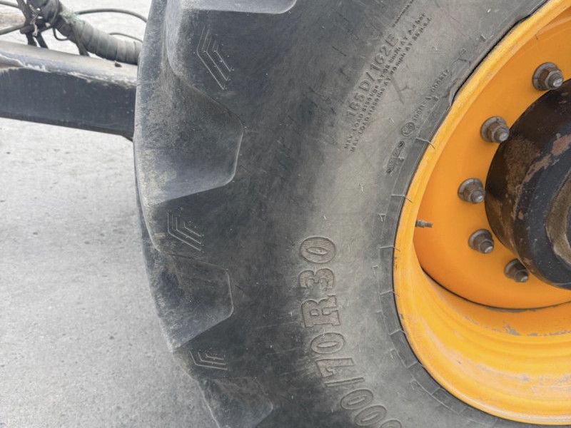 JCB - FASTRAC 4220 TRACTOR - Image 5