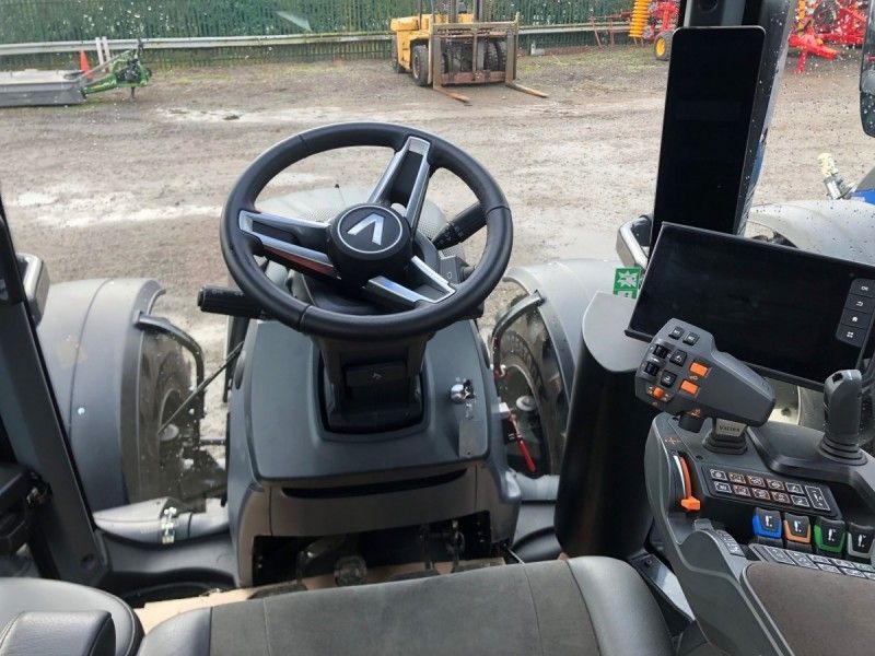 VALTRA - N175V 4WD TRACTOR - Image 6