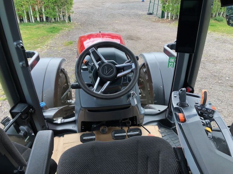 VALTRA - T215A 4WD TRACTOR - Image 8