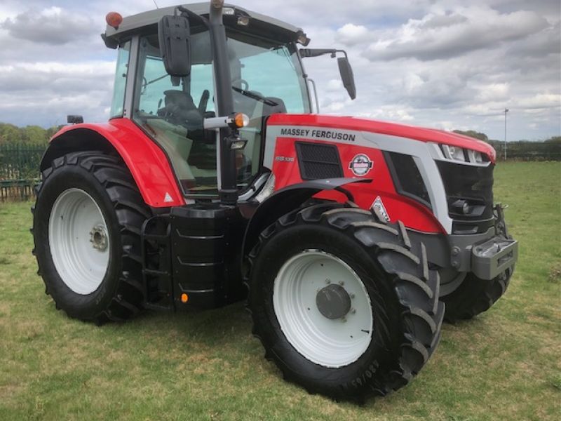 MASSEY FERGUSON - 6S.135ESD6 4WD TRACTOR - Image 1