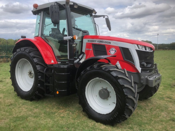MASSEY FERGUSON - 6S.135ESD6 4WD TRACTOR - Image 1