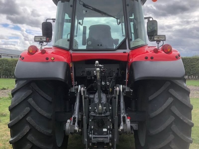 MASSEY FERGUSON - 6S.135ESD6 4WD TRACTOR - Image 5
