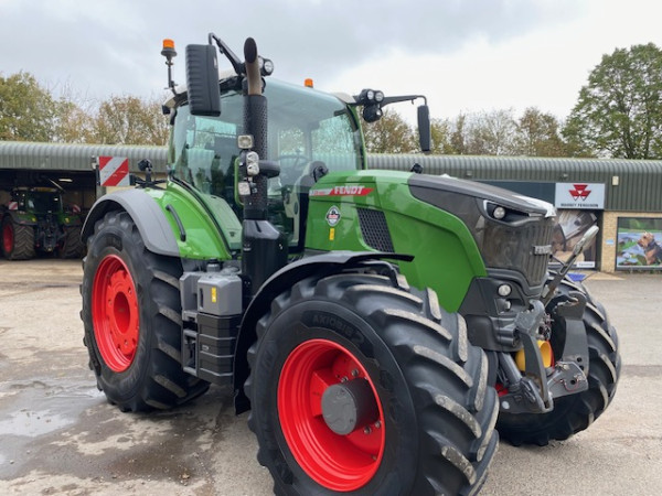 FENDT - 728 PROFI PLUS TRACTOR - Image 1