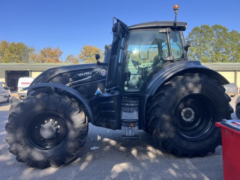 VALTRA - T235D TRACTOR - Image 2