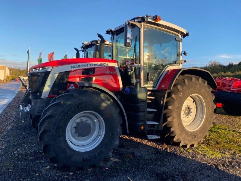 MASSEY FERGUSON - 8S.205 EFD7 TRACTOR - Image 3