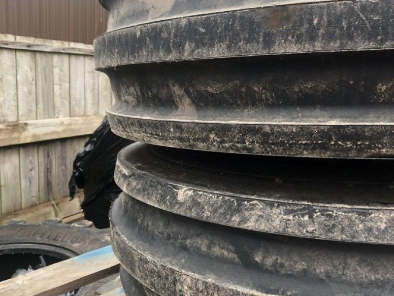 Massey Ferguson - 10.00 16CP 10PR Wheels - Image 1