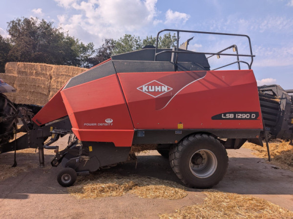 KUHN - LSB1290D SQUARE BALER - Image 1