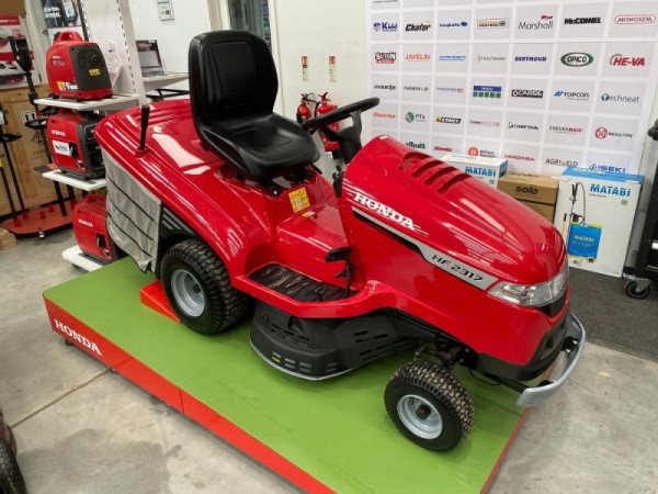 HONDA - HF2317HME RIDE ON - Image 1