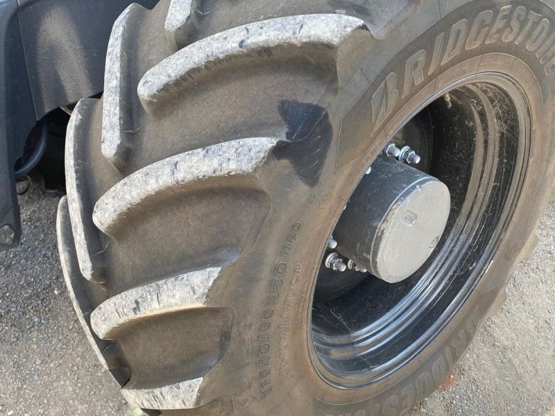 VALTRA - Q265 TRACTOR - Image 4