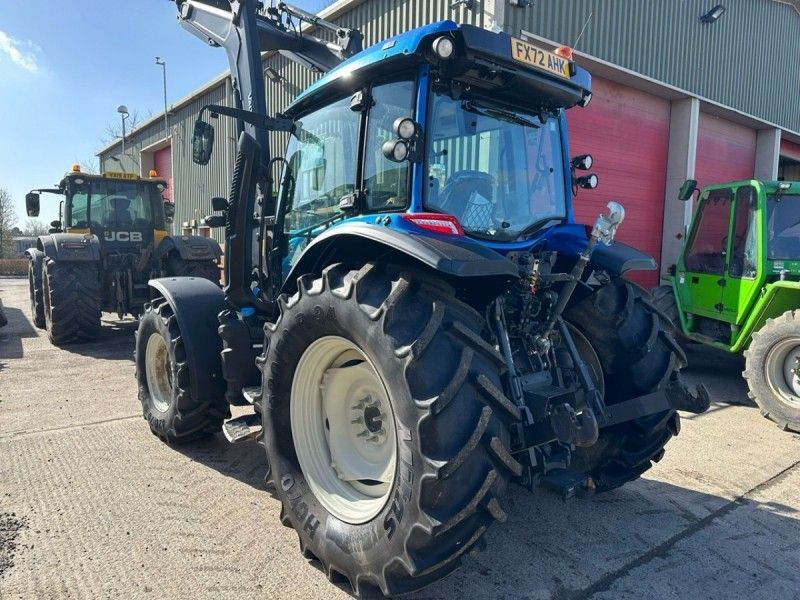 Valtra - G125EA and G5S Loader - Image 4