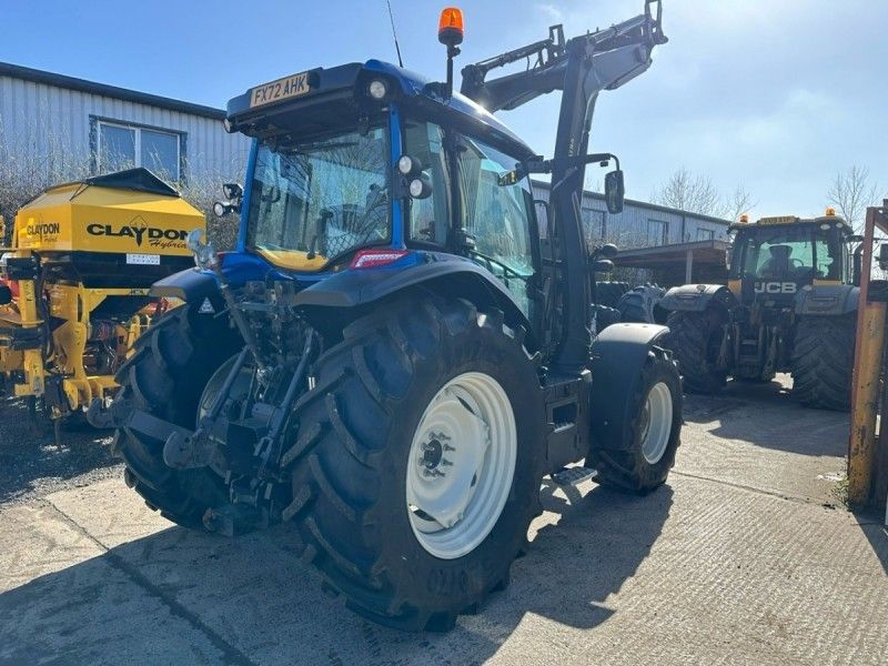 Valtra - G125EA and G5S Loader - Image 3