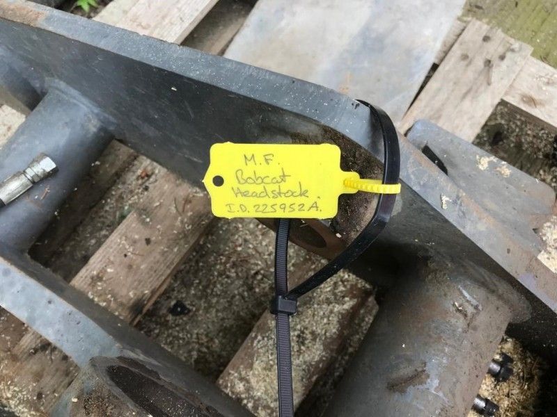 Massey Ferguson - Bobcat Head Stock - Image 3