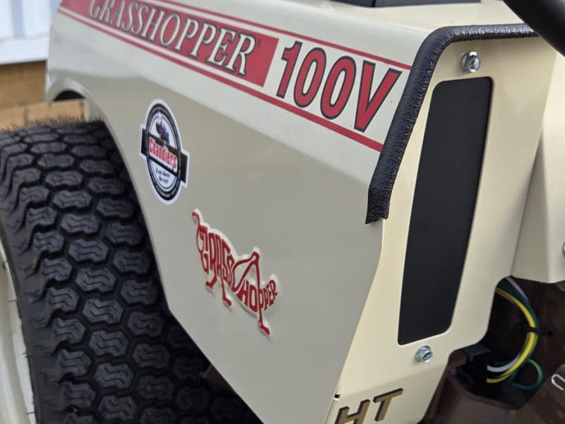 GRASSHOPPER - 127 52 RIDE ON MOWER - Image 3