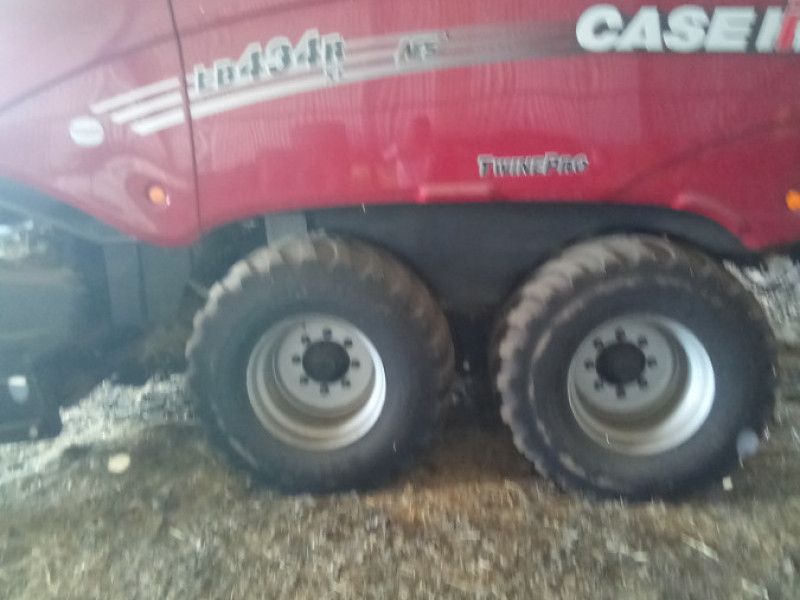 CASE - LB434RXL SQUARE BALER - Image 3