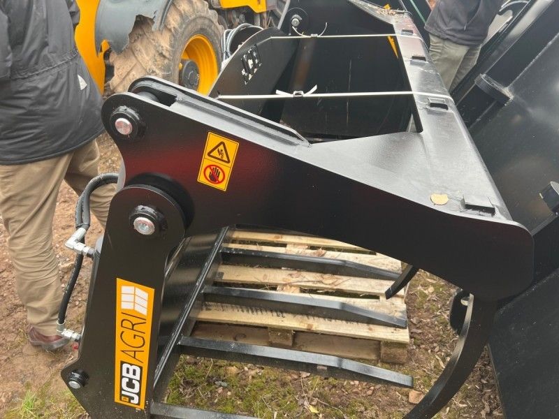 JCB - 980 B0015 GRAB - Image 1