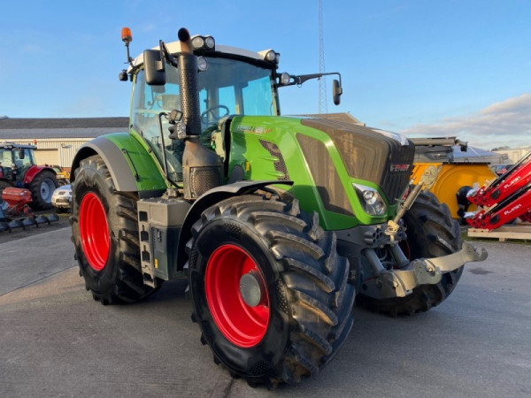 Fendt - 828 Vario S4 - Image 1