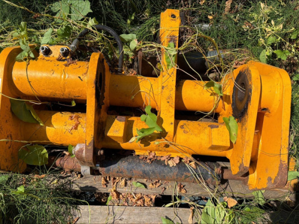 MANITOU - HEADSTOCK TO FIT JCB - Image 1
