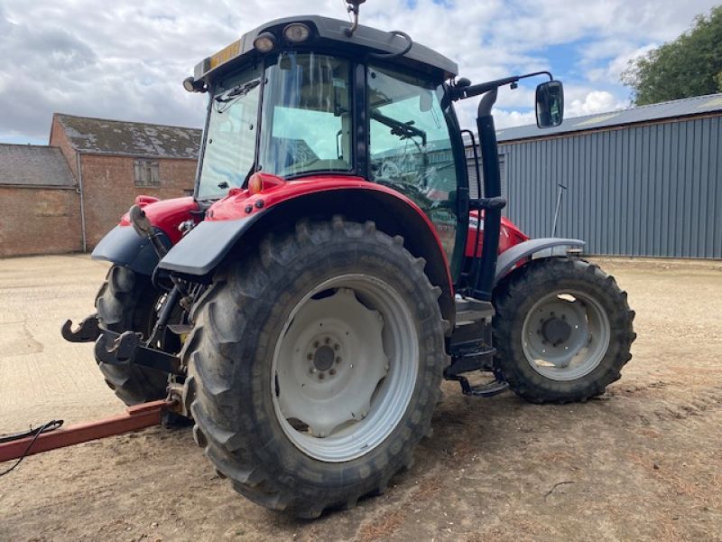 MASSEY FERGUSON - 5712S ESD4 4WD TRACTOR - Image 3