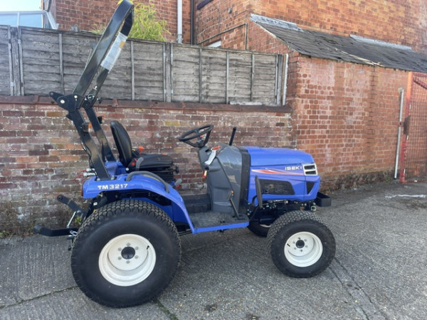 ISEKI - TM3217 COMPACT TRACTOR - Image 1