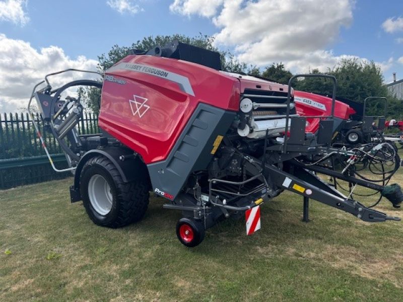 Massey Ferguson - RB4160V PROTEC BALER - Image 1