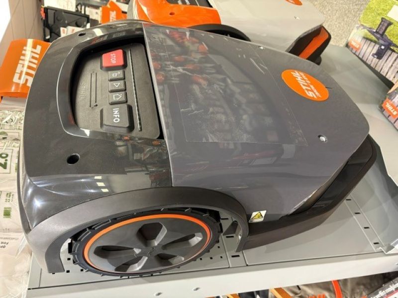 HUSQVARNA - R216T AWD RIDE ON MOWER - Image 1