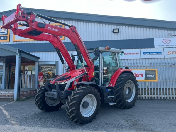 MASSEY FERGUSON - 5S.145 EFD6 TRACTOR - Image 1