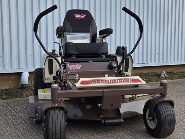 GRASSHOPPER - 400D 61 RIDE ON MOWER - Image 1