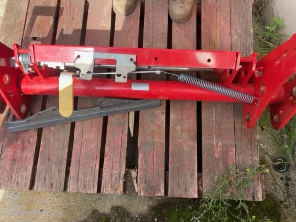SUNDRIES - Euro Headstock  - Image 1