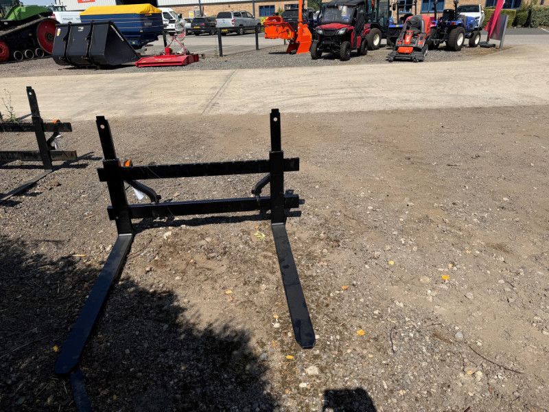 QUICKE - PALLET TINES - Image 1