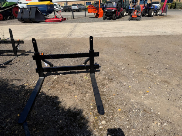 QUICKE - PALLET TINES - Image 1