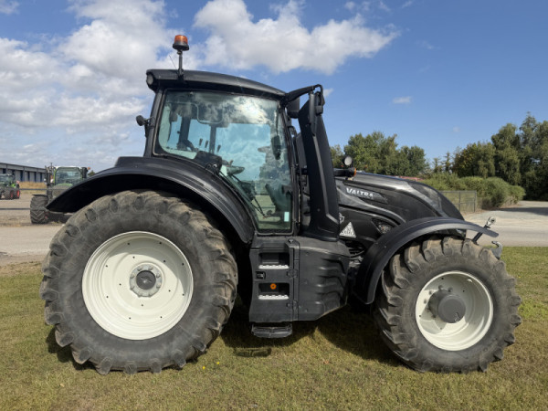 Valtra - T175EA 4WD Tractor - Image 1
