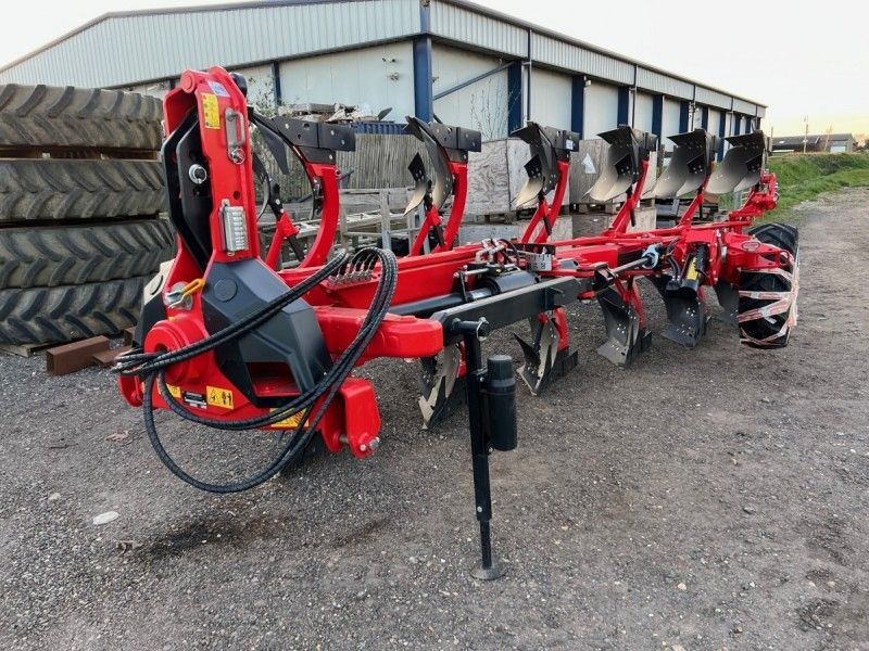 GREGORE BESSON - ROVER 70 PLOUGH - Image 3