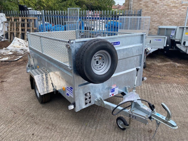 IFOR WILLIAMS - Q7E TRAILER - Image 1