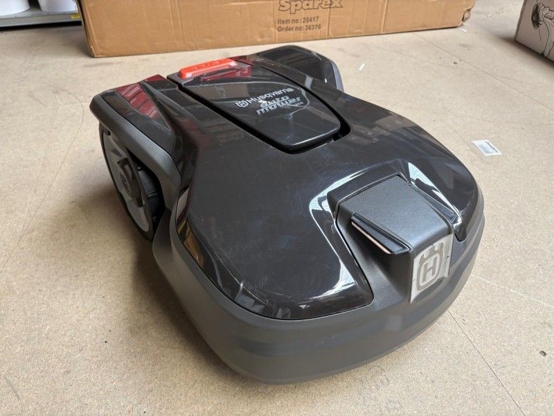 HUSQVARNA - AUTOMOWER 305 ROBOTIC - Image 3