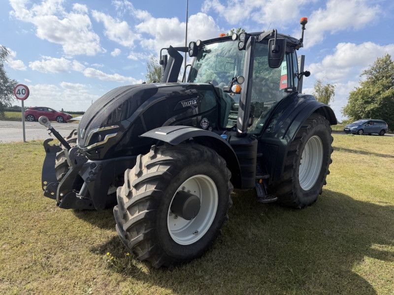 Valtra - T175EA 4WD Tractor - Image 2