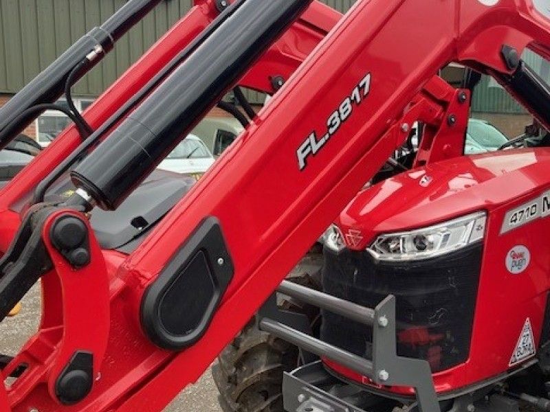 MASSEY FERGUSON - 4710M TRACTOR AND LOADER - Image 3