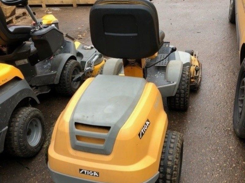STIGA - PARK RIKE ON MOWER - Image 3