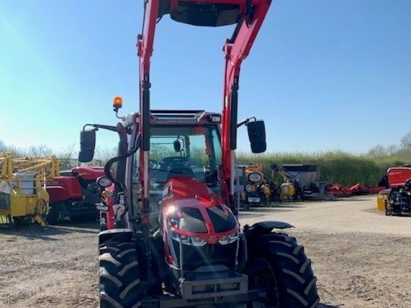 MASSEY FERGUSON - 5S.125 TRACTOR AND LOADER - Image 3