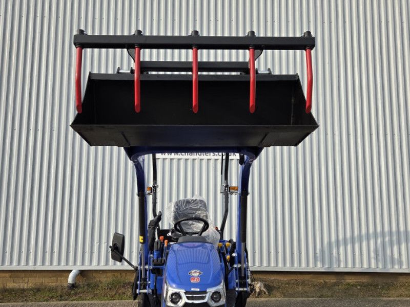 ISEKI - TXGS24 COMPACT TRACTOR - Image 4