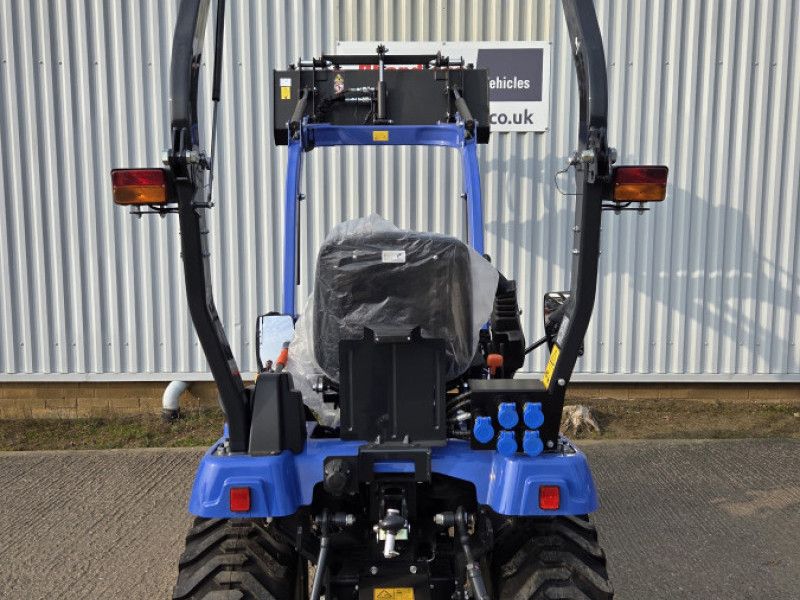 ISEKI - TXGS24 COMPACT TRACTOR - Image 5
