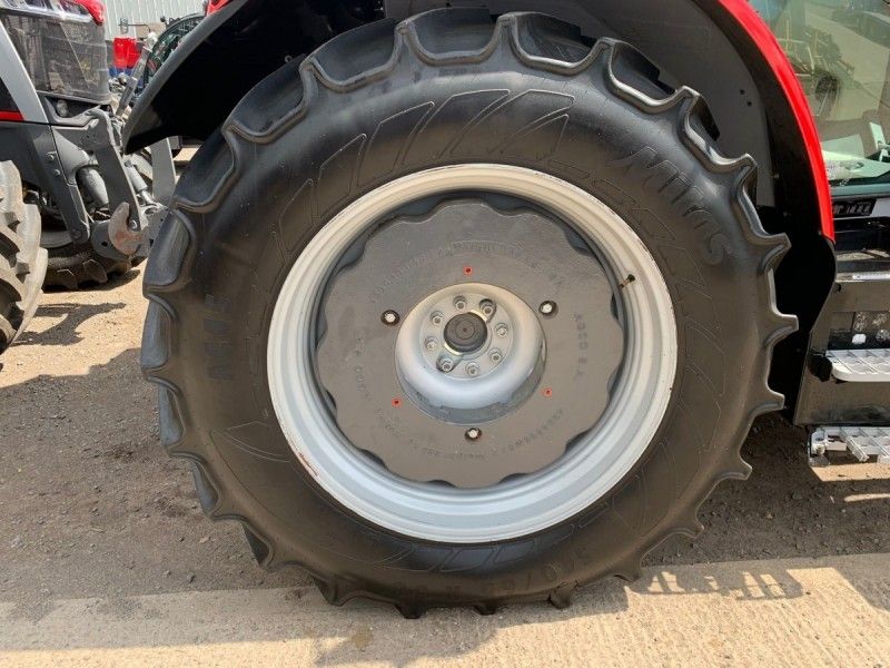 MASSEY FERGUSON - 5S.145 EXD4 TRACTOR - Image 6