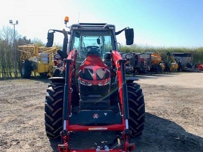 MASSEY FERGUSON - 5S.125 TRACTOR AND LOADER - Image 5