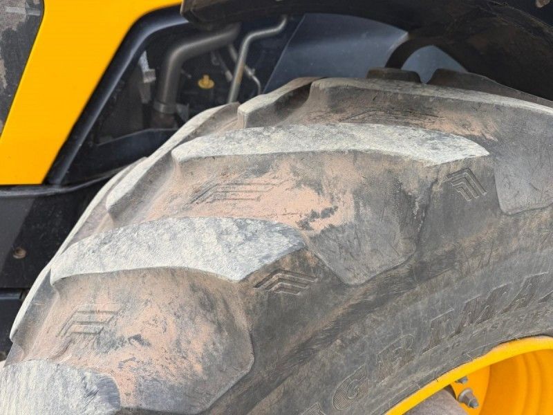 JCB - 4220 FASTRAC - Image 6