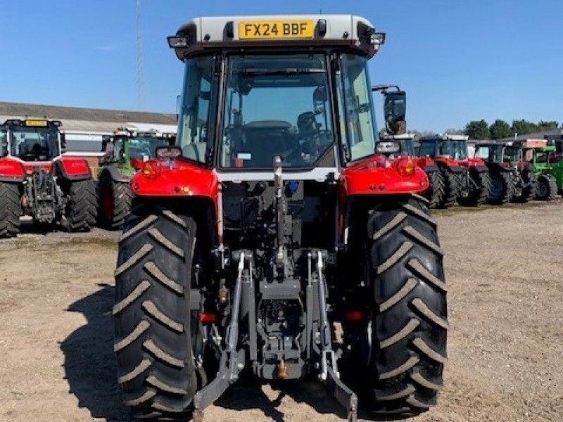 MASSEY FERGUSON - 5S.125 TRACTOR AND LOADER - Image 6