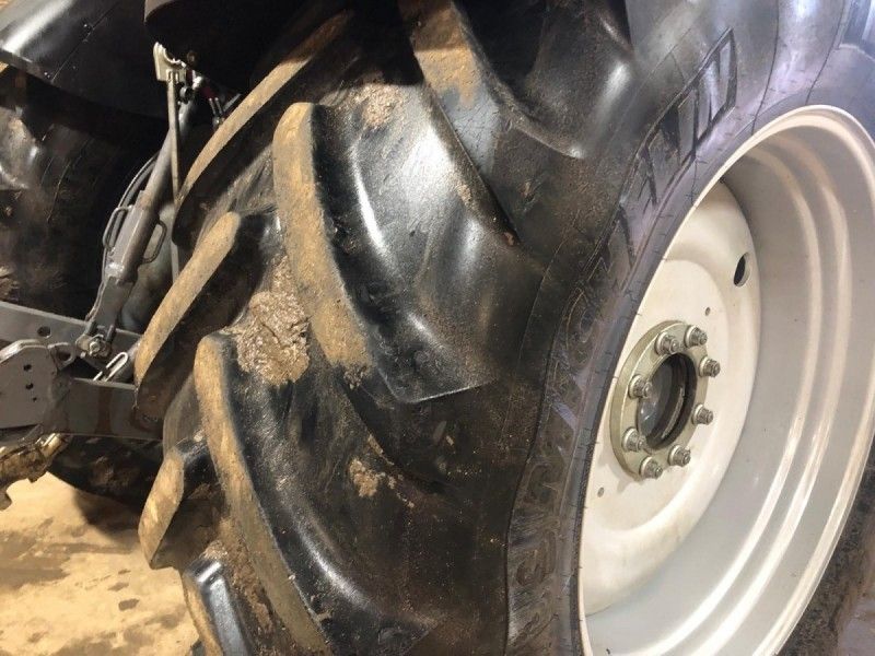 Massey Ferguson - 7718S EFD6 4WD TRACTOR - Image 7